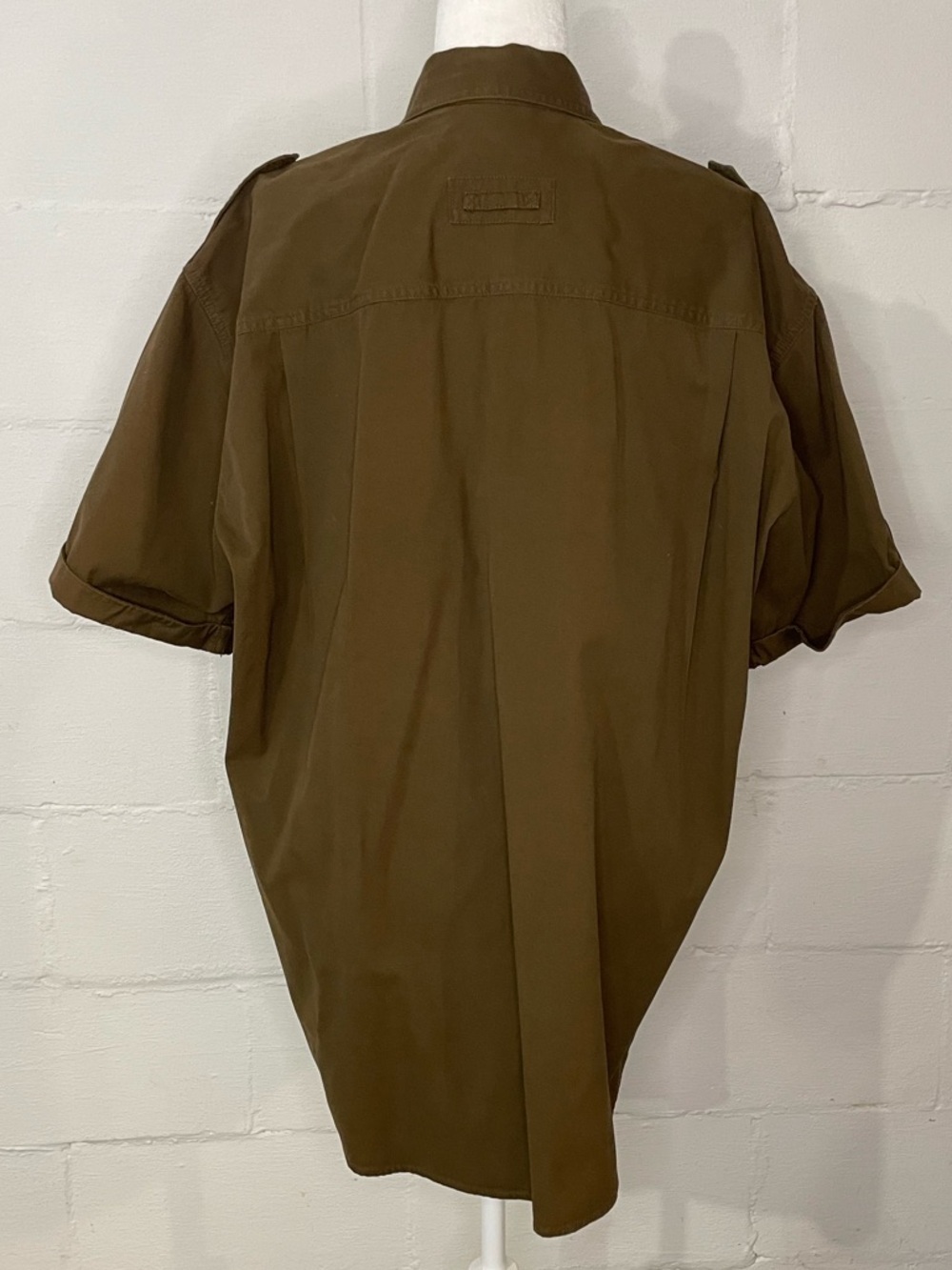 Orvis Olive Green Short Sleeve Button-Down Shirt - Picture 2 of 4